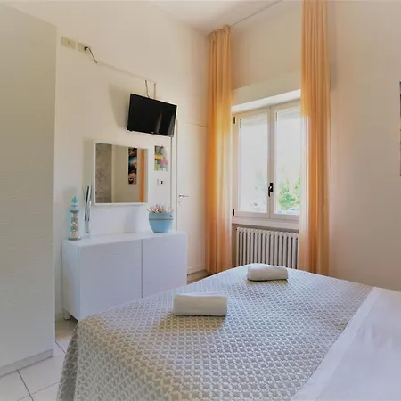 Hotel Villa Gioiosa - Beach & Bistrot Rimini