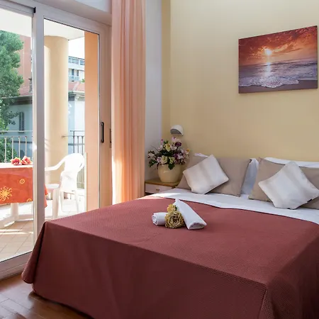 Hotel Villa Gioiosa - Beach & Bistrot Hotel 2*