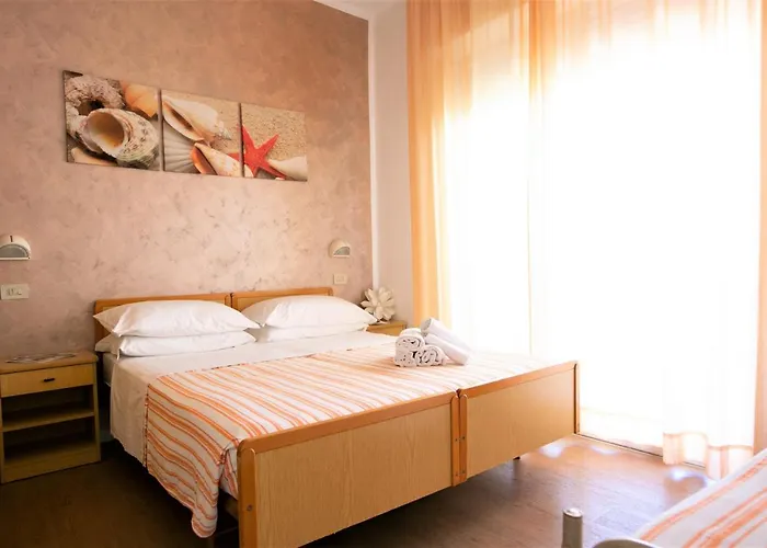 Gioiosa - & Bistrot 2* リミニ