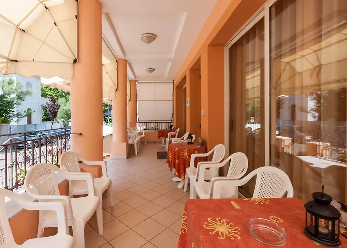 Gioiosa - & Bistrot Otel 2*
