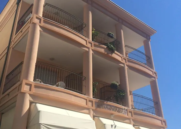 Gioiosa - & Bistrot Ξενοδοχείο 2*