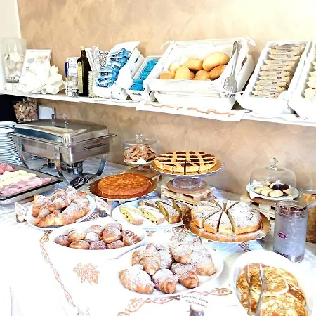 Hotel Villa Gioiosa - Beach & Bistrot 2*