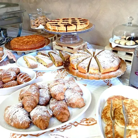 Hotell Hotel Villa Gioiosa - Beach & Bistrot