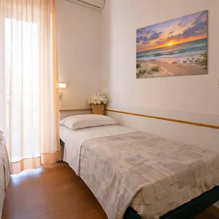 Hotel Villa Gioiosa - Beach & Bistrot 2*
